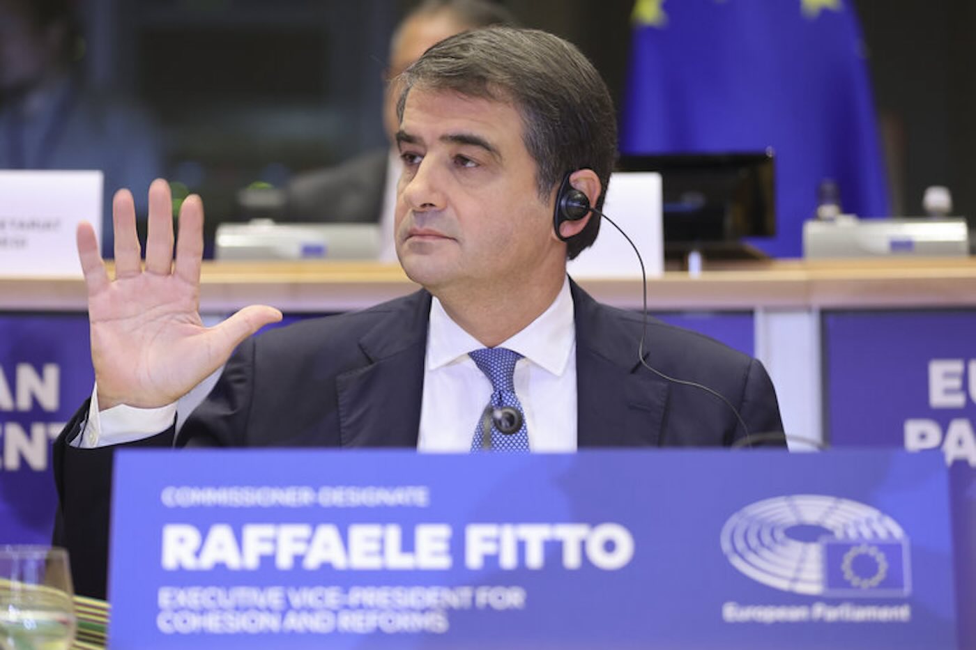 DA BRUXELLES, “FITTO FITTO”, SEMBRA LEVARSI UNA NEBBIA SUL FUTURO DELL’UE, MA È SOLO APPARENZA, IN QUANTO IL FINALE È GIÀ SCRITTO!